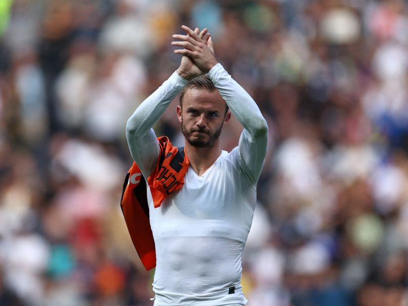 Tottenham Hotspur's English midfielder James Maddison applauds fans on the pitch after the pre-season friendly football match between Tottenham Hotspur and Shakhtar Donetsk at the Tottenham Hotspur Stadium, in London, on August 6, 2023. (Photo by HENRY NICHOLLS / AFP)
