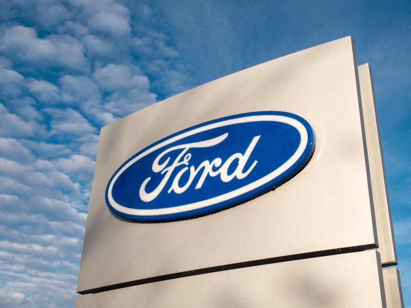 Ford annual earnings decline 27% as it misses Q2 estimates