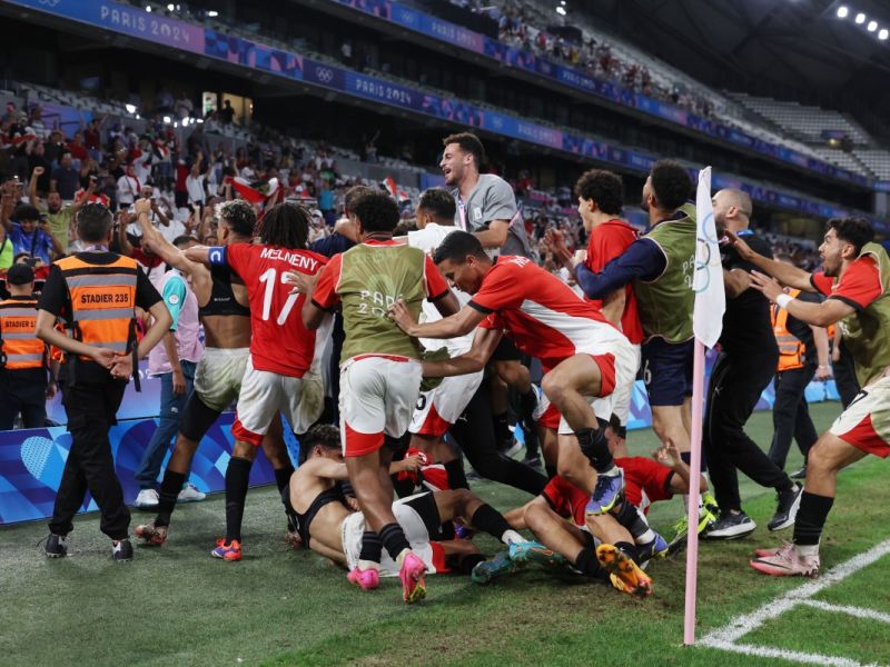 مصر إلى المربع الذهبي (Photo by Pascal GUYOT / AFP)