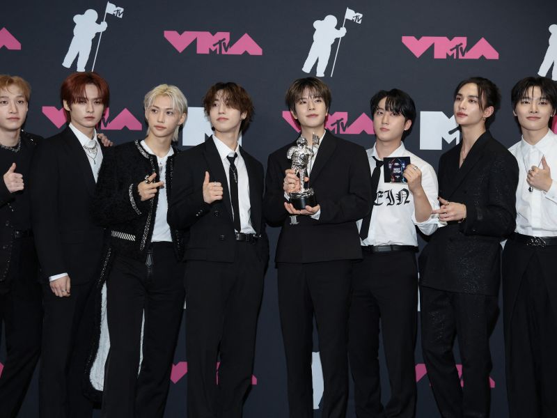 Stray Kids