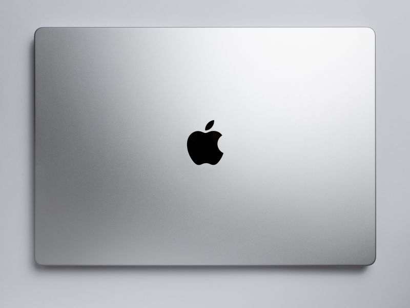 Massive security flaw in Mac devices threatens browsers