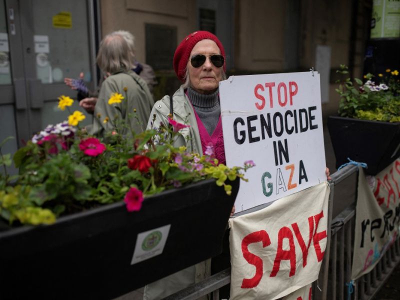 UK suspends partial arms exports to Israel fearing war crimes