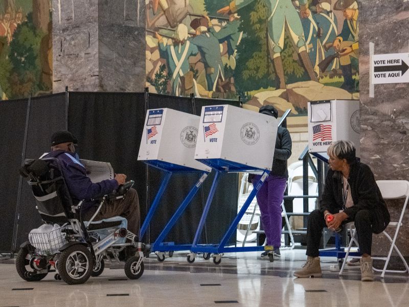 Early voting data shows over 54% of early voters are women, which Democrats highlight, but Charles Stewart notes that women have consistently been the majority of voters since 1980. The gender gap in voting isn't new, especially among early voters. White voters are more likely to vote by mail, while Black voters often prefer in-person voting (Photo by afp)