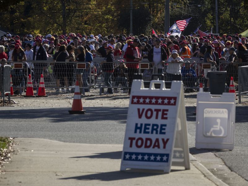 Younger voters, especially those under 25, typically vote on Election Day. Post-pandemic, some early voters from 2020 may return to Election Day voting. The trend of increasing early voting, including among Republicans, is expected to continue as voters seek more options (Photo by afp)