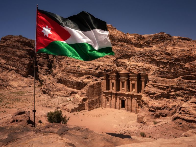 كلام عن علم الأردن .. رمز الفخر والإعتزاز