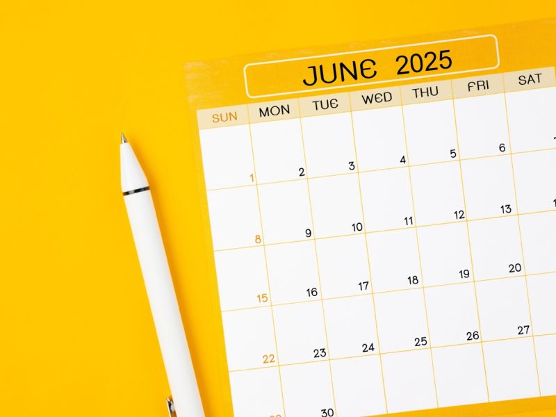 توقعات الأبراج لشهر حزيران/يونيو 2025