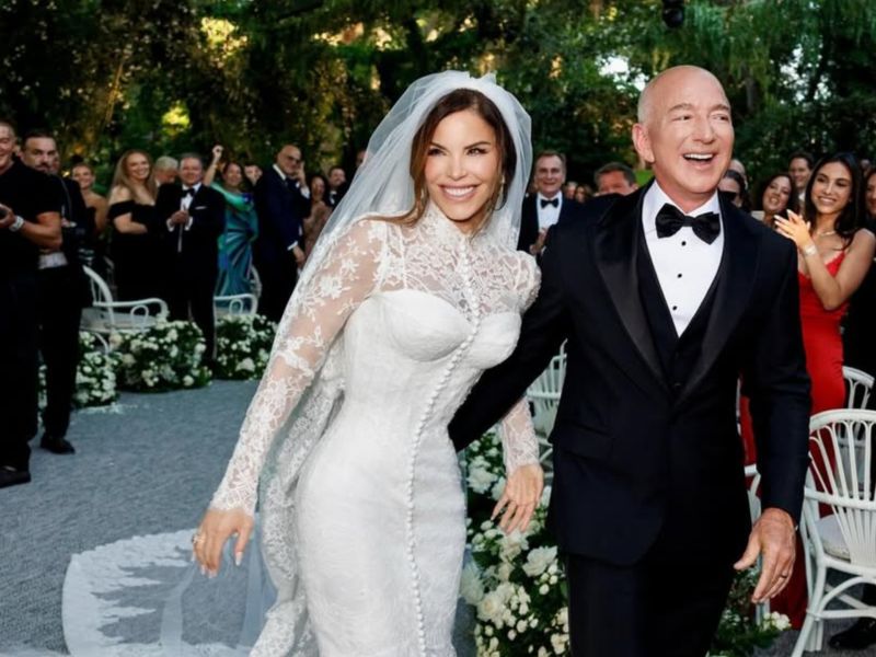 Lauren Sanchez / Jeff Bezos
