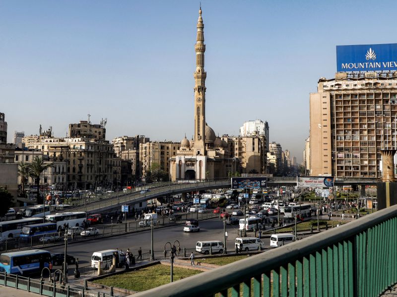  Massive fire erupts at historic central Ramses building in downtown Cairo