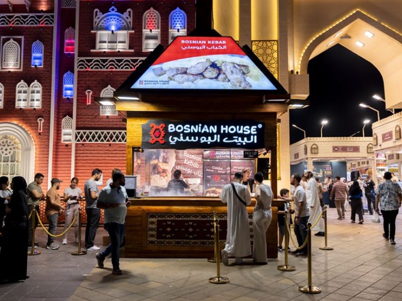 Global Village invites Culinary Entrepreneurs and F&B business owners to register in the Kiosks & Trolleys Category for Season 30