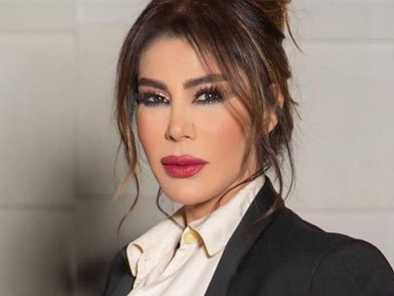 يمنى شري