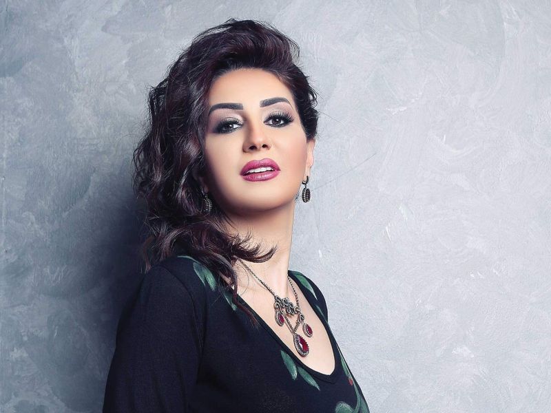 وفاء عامر