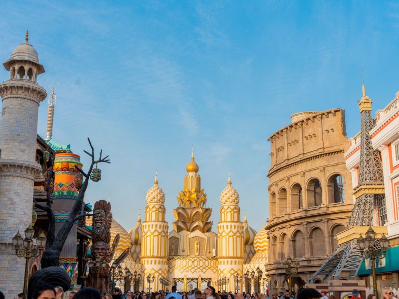Global Village partners with Dream Dubai to launch season-long prize giveaways with AED 10 million Grand Prize Draw