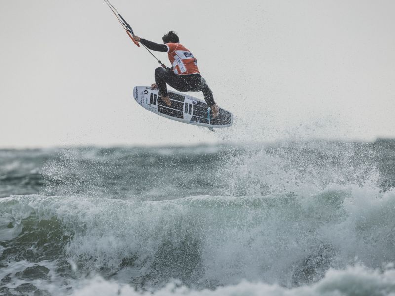 Abu Dhabi to Welcome Global Watersport Stars for First Kitesurfing World Cup in the Uae