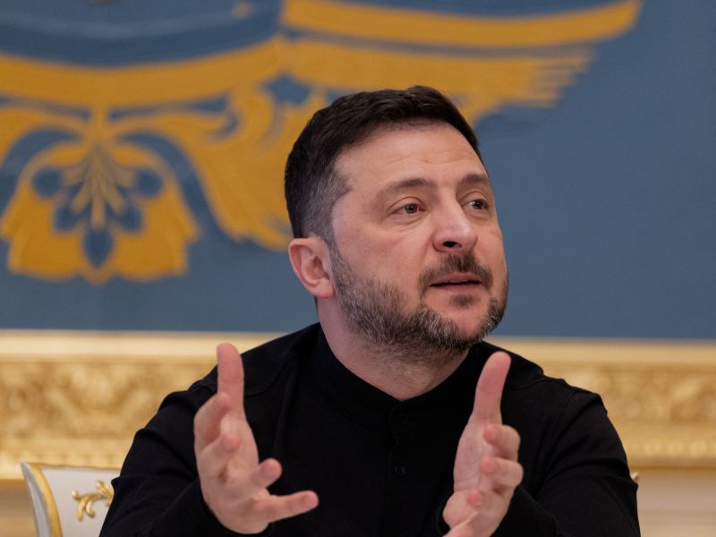 Zelensky: Ukraine to Begin Importing Gas from Greece. (AFP)