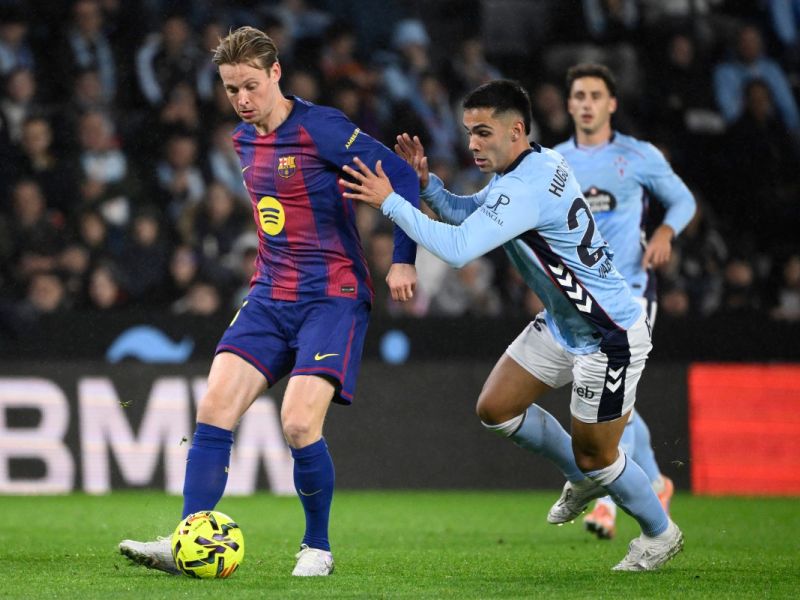 هل هذا أفضل أداء للاعب وسط في برشلونة؟ أرقام دي يونغ تتحدث