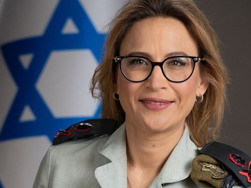 المدعية العسكرية السابقة في إسرائيل تُنقل إلى المستشفى بعد إنذار بمحاولة انتحار