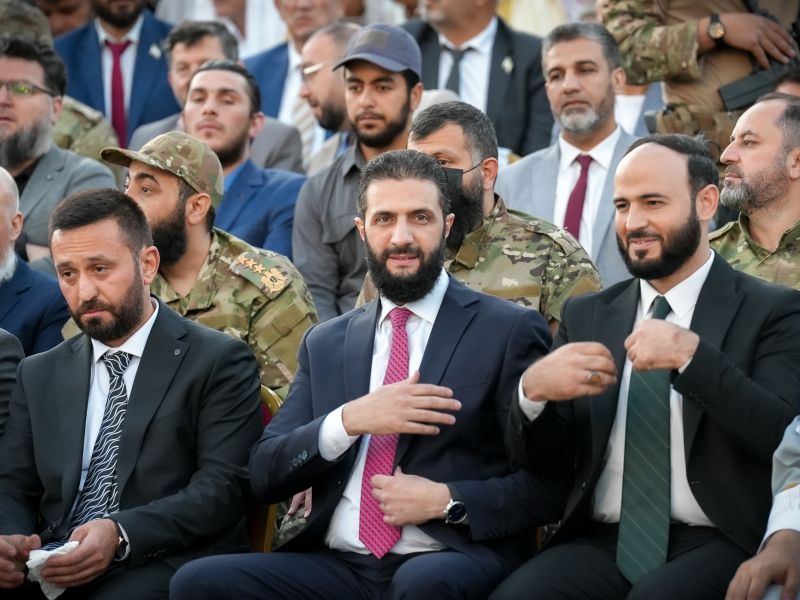 حاخام يهودي يُبارك أحمد الشرع 