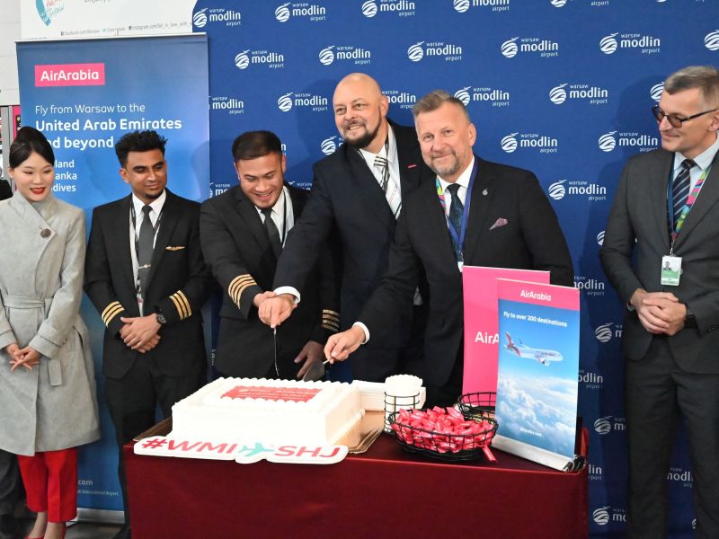 العربية للطيران تطلق خدمتها الجديدة إلى مطار وارسو مودلين