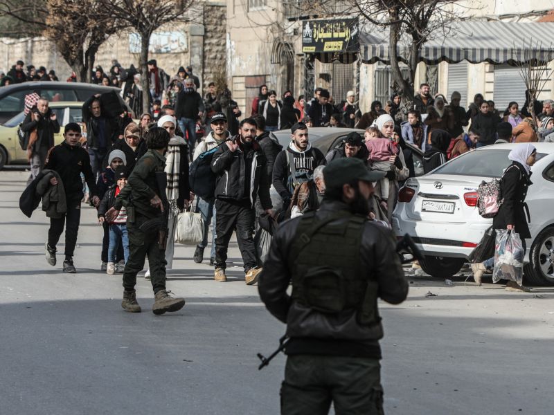 Clashes intensify between Syrian army and SDF in Aleppo