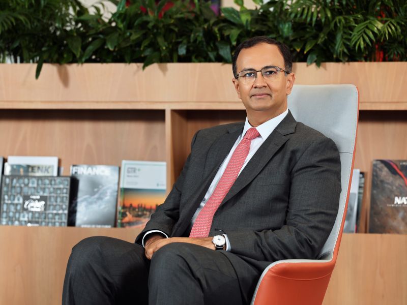 RAKBANK delivers D 2.6B in profit* (up 26%) and crosses D 100B in total assets