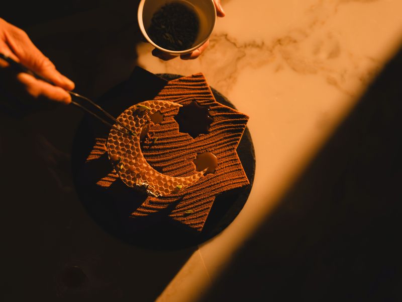 فورسيزونز تحيي حكايات رمضان.. رحلة من السرد الأصيل والتجارب الغامرة بالألفة والنكهات 