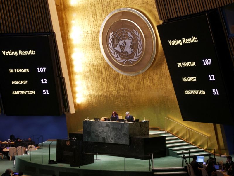UN General Assembly backs Ukraine peace resolution 