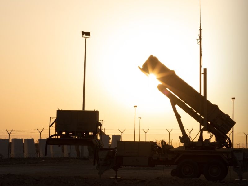 الدفاعات الخليجية تتصدى