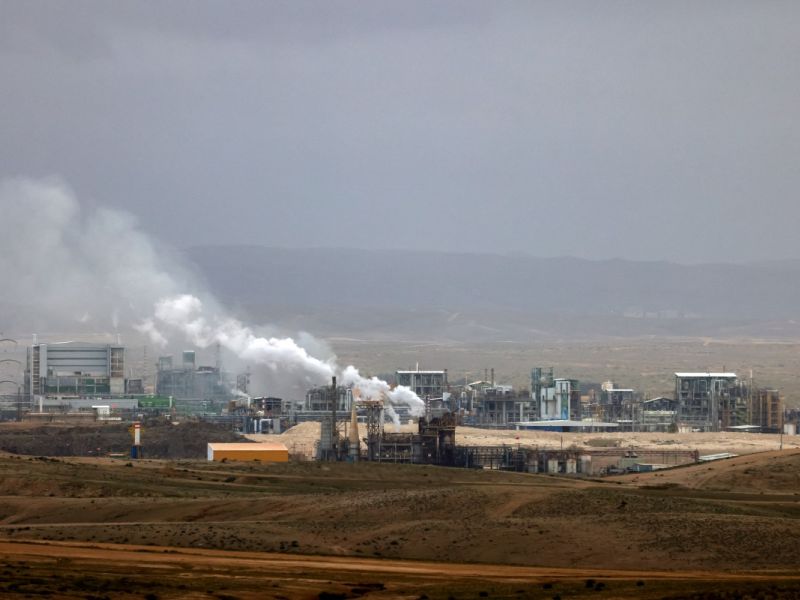 Iran retaliates with strikes on Israeli chemical plant and Gulf aluminium sites