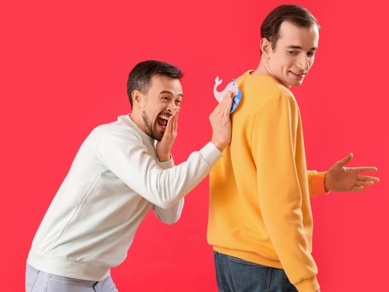 ما هي قصة كذبة أول نيسان؟