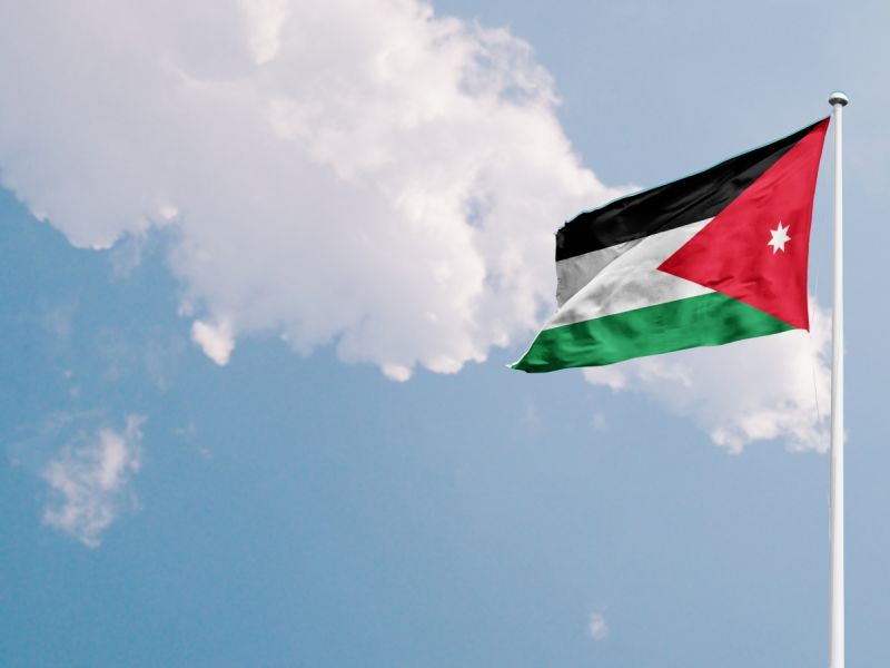 كلمات في ذكرى يوم العلم الأردني 