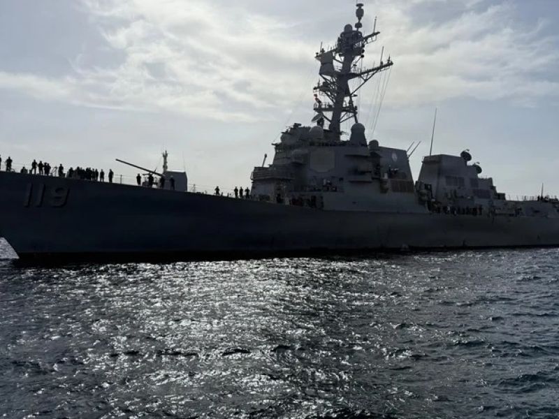 سفينة حربية أميركية