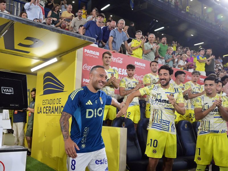 سانتي كازورلا يقترب من إعلان اعتزاله مع نهاية الموسم