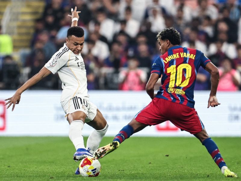 تاريخ الممرات الشرفية الثلاثة في كلاسيكو برشلونة وريال مدريد