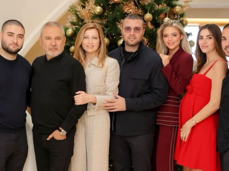 حفيد جديد لعائلة إيلي صعب.. استقبال “سيليو صعب جونيور”