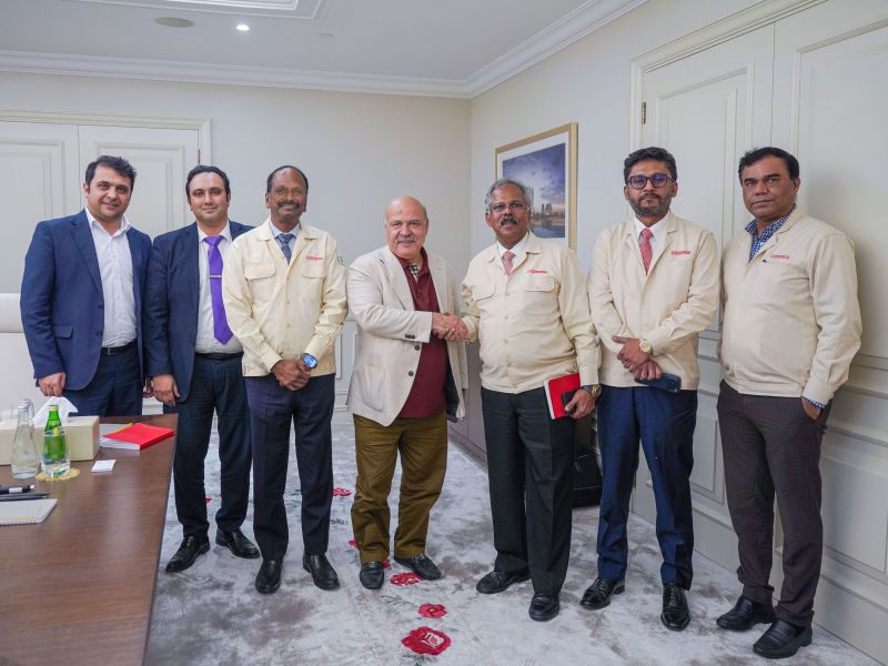 "عزيزي" تمنح "Eversendai Corporation Berhad" عقداً بقيمة 1.1 مليار درهم لتنفيذ الهيكل الفولاذي لبرج عزيزي