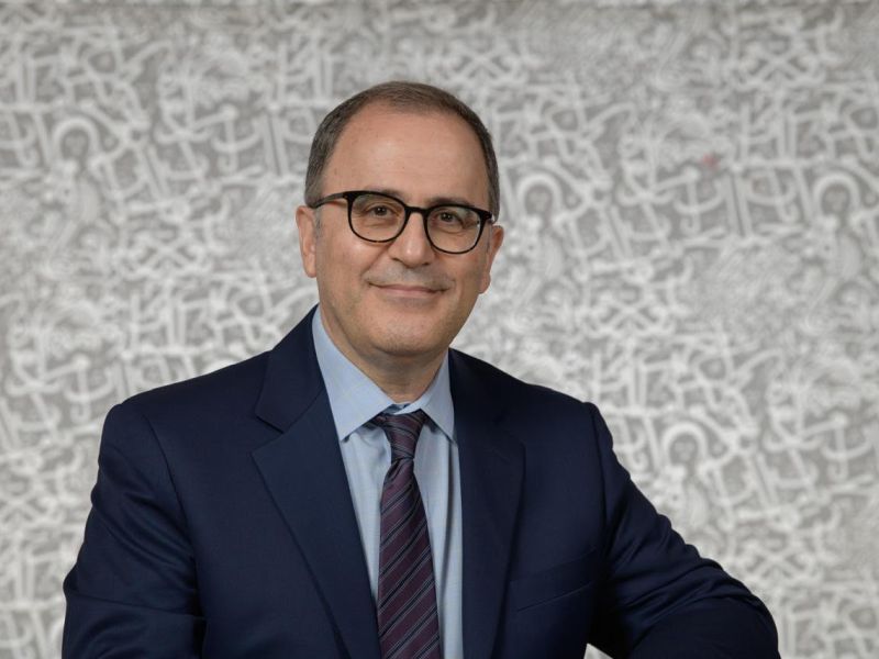 بالإجماع: مجلس أوصياء الجامعة الأمريكية بالقاهرة  يجدد الثقة في قيادة الرئيس دلّال لفترة رئاسة ثانية للجامعة