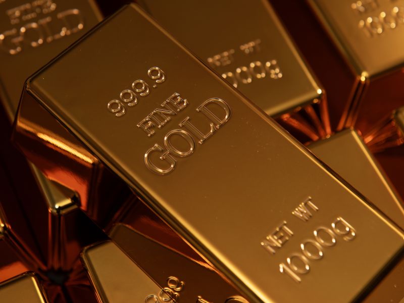 هبوط أسعار الذهب مع صعود الدولار