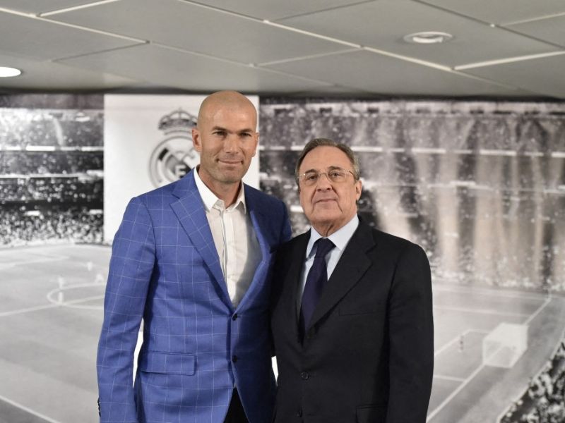 زيدان رفض عرضاً من ريال مدريد في ديسمبر الماضي
