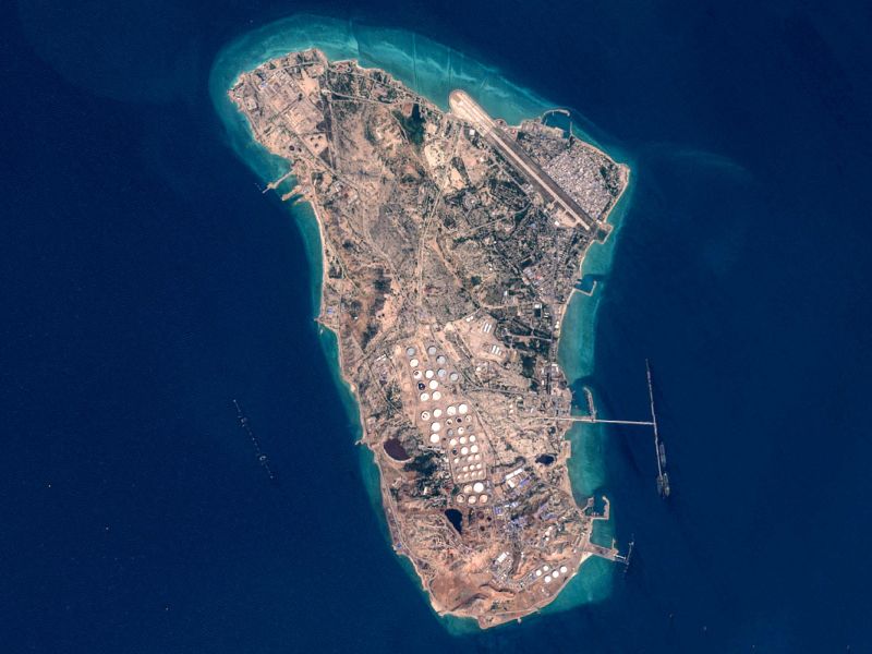 Oil Gridlock: 26 tankers swarm Iran's Kharg island