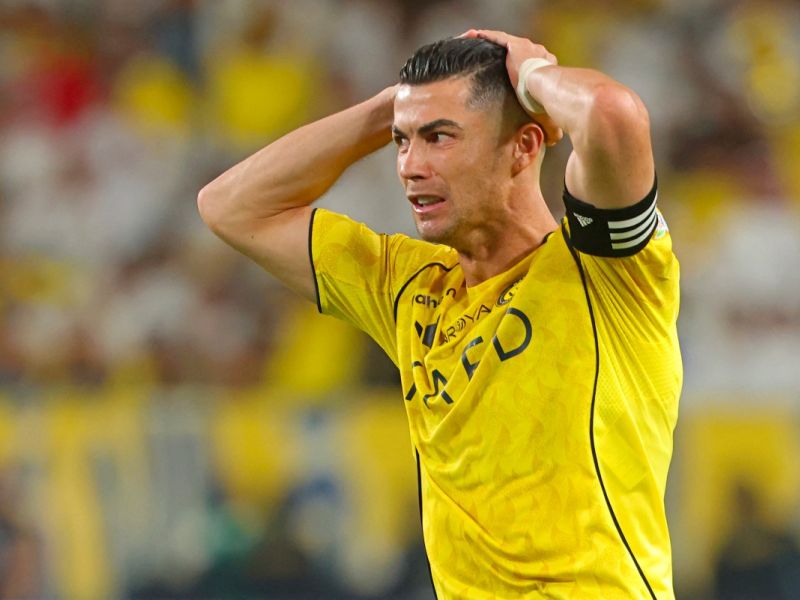 خطأ مارتينيز القاتل يحرم رونالدو من التتويج مع النصر