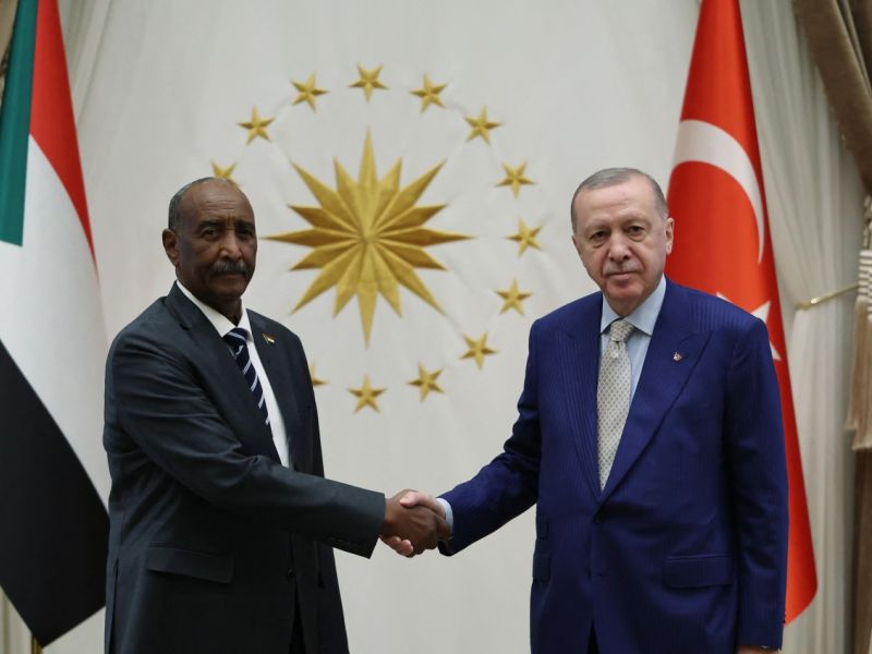 Erdogan and al- Burhan hold talks on Sudan crisis in Ankara