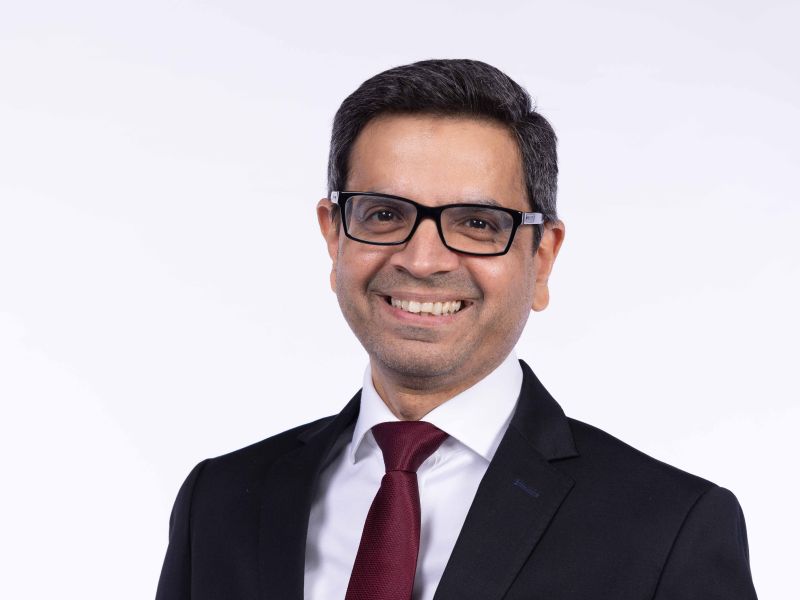 كي بي إم جي وإنسياد تطلقان مبادئ عالمية لحوكمة الذكاء الاصطناعي على مستوى مجالس الإدارة، في وقت يعيد فيه الذكاء الاصطناعي تشكيل الدور الإشرافي لمجالس الإدارة