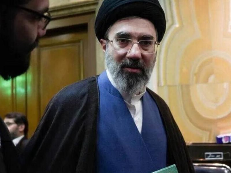 مجتبى خامنئي 