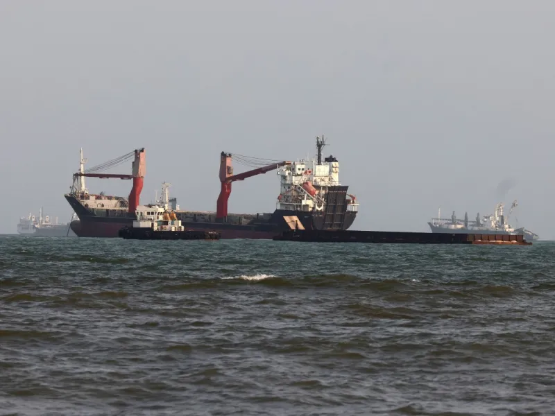 Hormuz Strait 