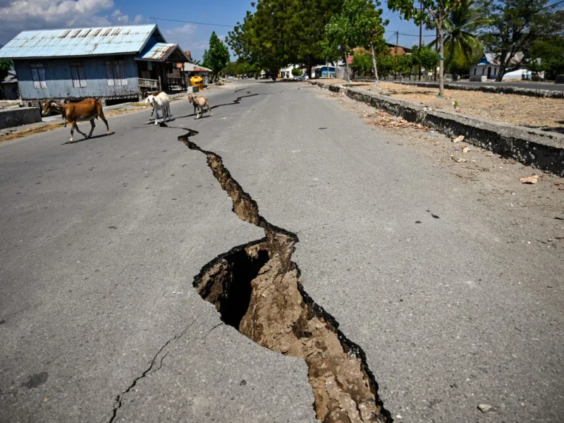 7.7-magnitude earthquake