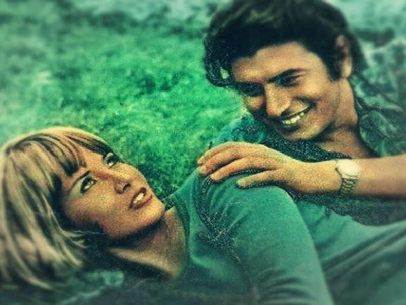 ثم تزوجت من عازف الجيتار الشهير عمر خورشيد ولكن لفترة قصيرة جدًا ليأتي الانفصال، الذي عللته ميرفت بقولها: "الموضوع جاء بسرعة ودون دراسة كافية ومن هنا كان لا بد ان ينتهي بنفس الشكل".