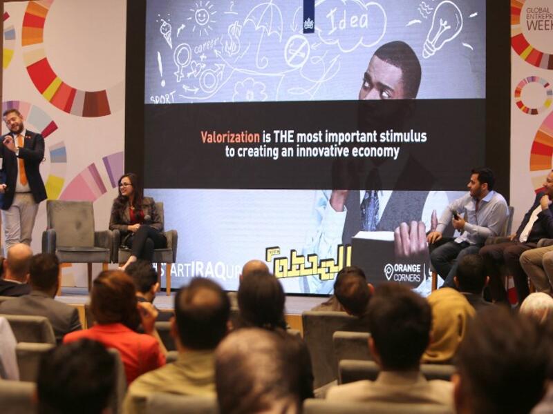 Iraqis attend a meeting at "The Station", Baghdad's incubator for would-be entrepreneurs, in the Iraqi capital on November 17, 2018.
SABAH ARAR / AFP