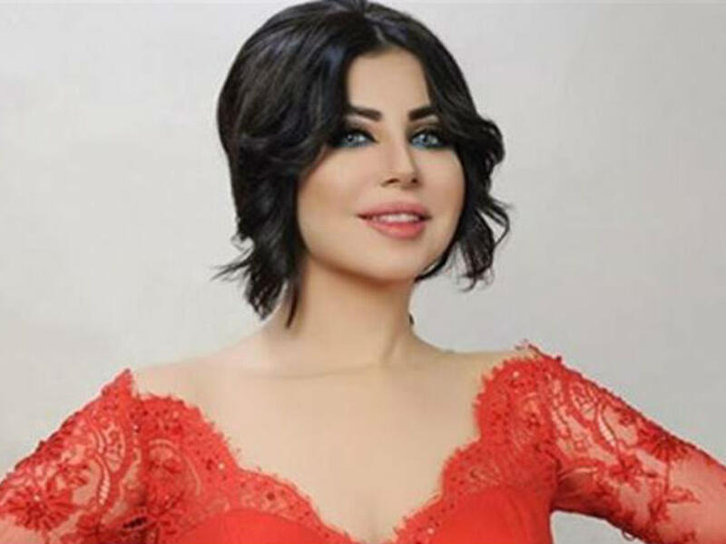 حليمة بولند كانت متزوجة من عبد السلام الخبيزي وفي 2012 أنجبت ابنتهما ماريا، وأنجبت في مايو 2015 ابنتهما الثانية كاميليا، إلا انهما انفصلا، وفي 2018 أعلنت عن خطوبتها من شخص لم تكشف أي معلومة عنه. 