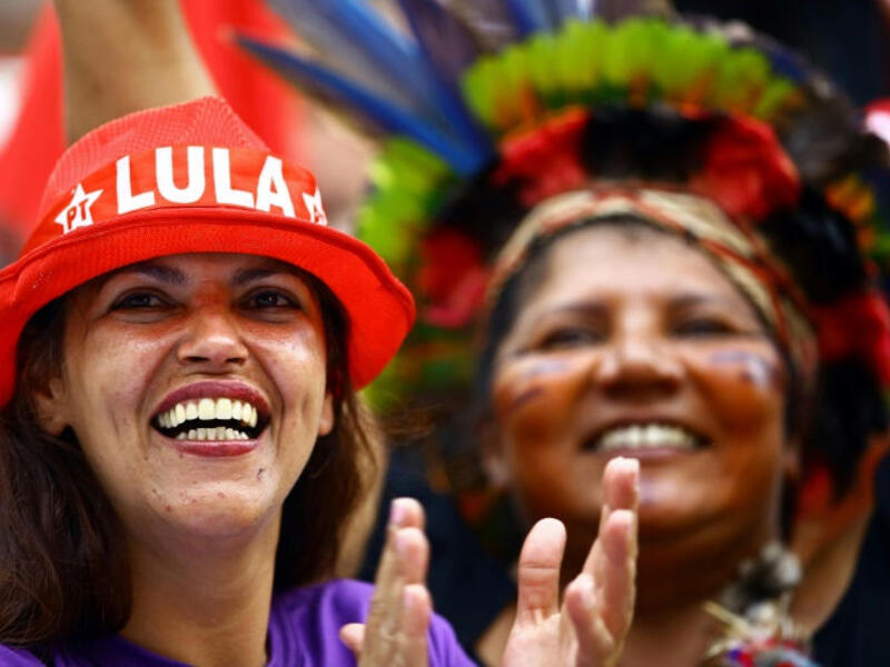 Supporters of the Workers' Party founder and Brazilian ex-president (2003-2011) Luiz Inacio Lula da Silva take part in a May Day rally at Santos Andrade square in Curitiba, Brazil, on May 1, 2018 /AFP