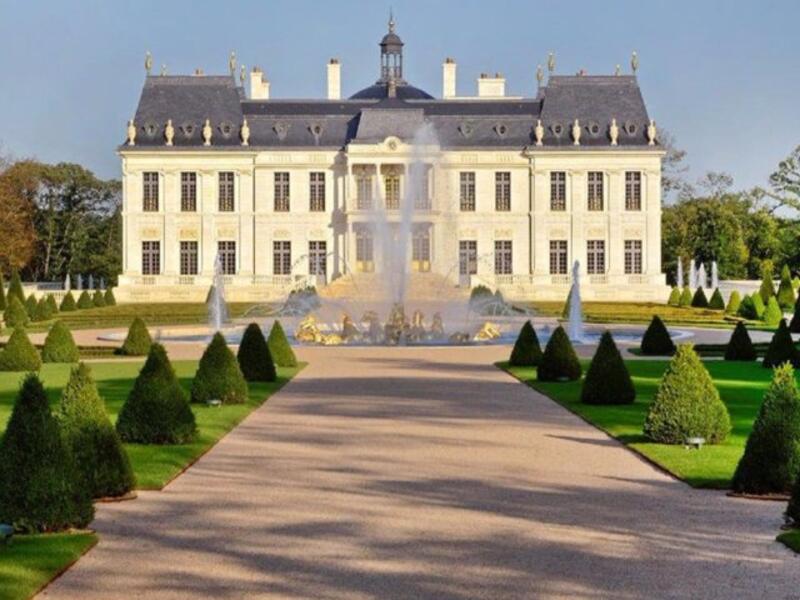 The Chateau Louis XIV sold for over $300 million two years ago, Fortune magazine called the 57-acre landscape “the world’s most expensive home." (Wikicommons) 

